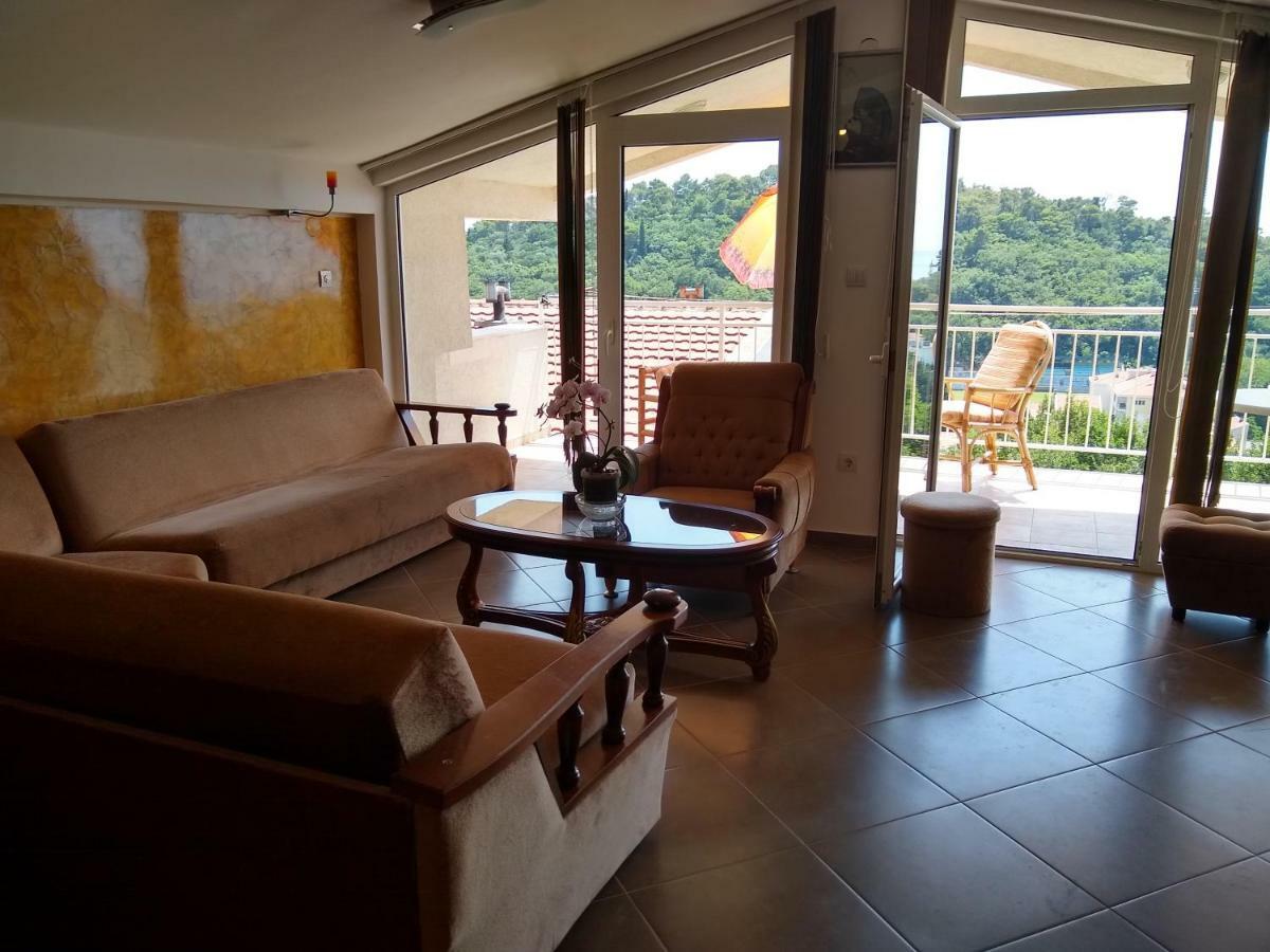 Apartmani Neda Bane Petrovac Екстер'єр фото